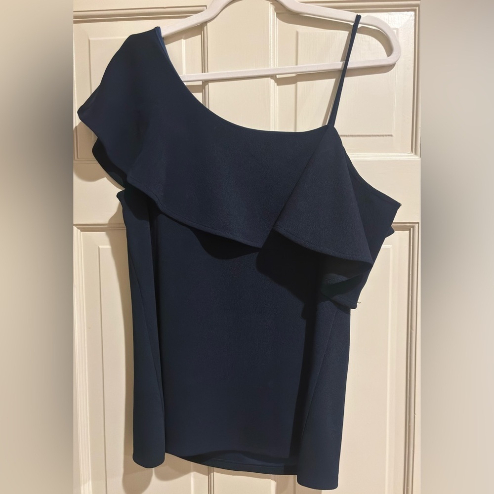 *BRAND NEW WITH TAGS* - Picture 2 of 2